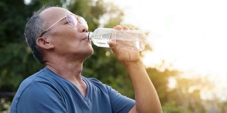 Hitzewellen und Senior Well being – Senior Planet von AARP