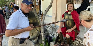 Inspirierende Geschichte: Leonidas Demas, Erstmaler Filmemacher bei 78