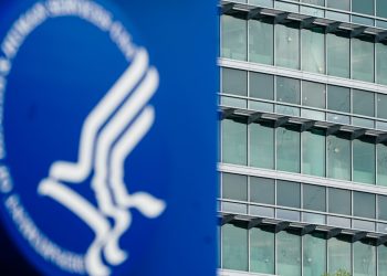 Nach den CDC -Schießereien fordern Bundesarbeiter mehr Schutz vor RFK Jr.: Pictures