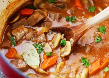 Schnelles Bier -Rindfleisch -Eintopfrezept (in 40 Minuten fertig!)