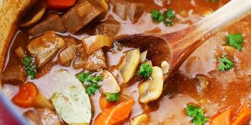 Schnelles Bier -Rindfleisch -Eintopfrezept (in 40 Minuten fertig!)