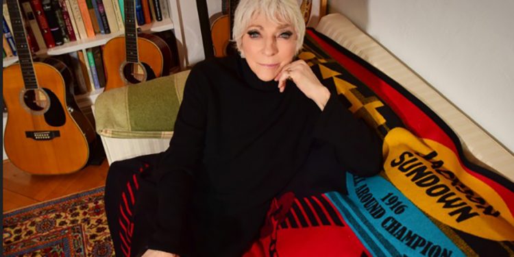 Senior Planet spricht mit … Judy Collins!