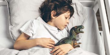 Wie Musiktherapie den Geist beruhigt und den Schlaf bei Kindern mit Candace Szymanski und Jessica Bryant verbessert – besserer Schlafrat