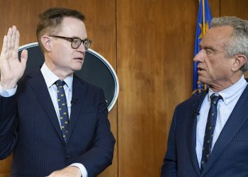 Hier sind 5 Dinge, die Sie über die Führungsschüttel auf der CDC wissen müssen: Photographs