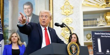 Trump enthüllt Plan für „Fruchtbarkeitsversicherung“ und IVF-Medikamente