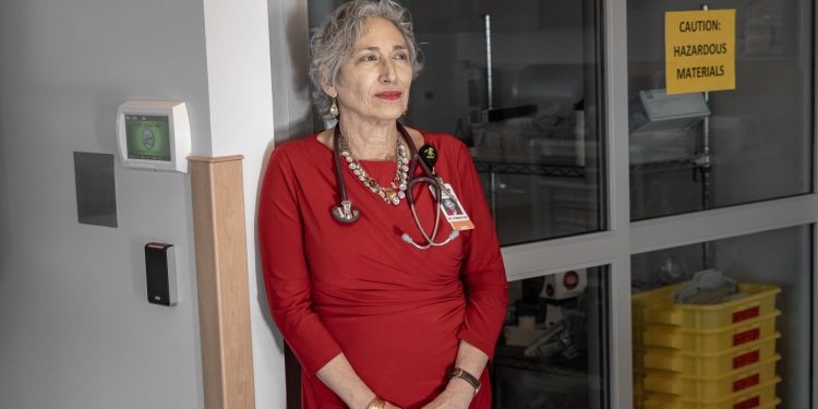 Ärztemangel und Fehlinformationen verschärfen die Pflegeherausforderungen im ländlichen Amerika: Schüsse