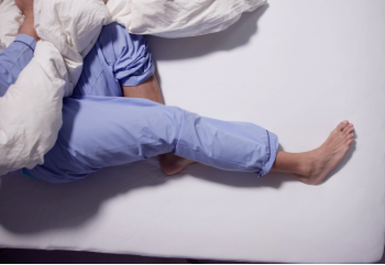Das Stressed-Legs-Syndrom ist mit einem höheren Risiko für die Parkinson-Krankheit verbunden