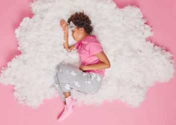 Der verborgene Zusammenhang zwischen Darmgesundheit und gutem Schlaf mit Dr. Cindy Howard und Mary Helen Rogers – Higher Sleep Council