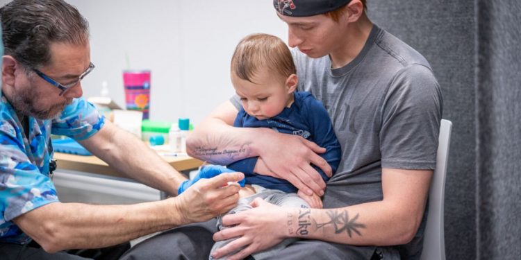 Unter RFK Jr. prüft das CDC den Impfplan für Kinder: Impfungen