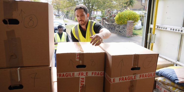 Sollten Sie Umzugsunternehmen Trinkgeld geben? – Transferring.com