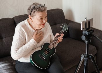 Durch Musik Gemeinschaft finden – Senior Planet von AARP