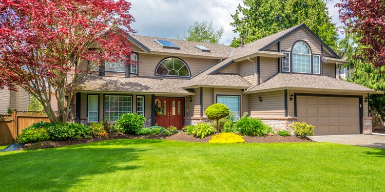 Die Vor- und Nachteile eines Hausverkaufs im Herbst