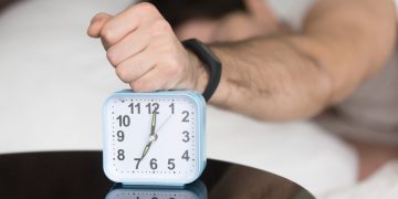 Die Psychologie der Schlummertaste und wie man damit aufhört