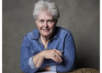 Senior Planet spricht mit … Sally Wainwright