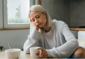 Warum weniger als 7 Stunden Schlaf Ihrer Gesundheit schaden können