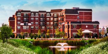 Wie Betreiber ihre Mitarbeiter für eine neue Ära der Gedächtnispflege schulen