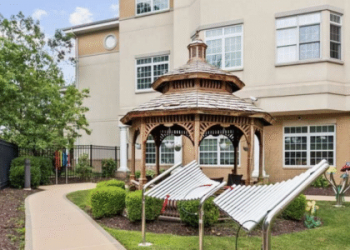 Beste Campus-Neupositionierung des Jahres 2025: Modernisierung der Gemeinschaft für die „Zukunft des Seniorenlebens“