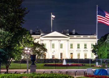 Trump möchte, dass das Justizministerium Fälle von Cyberkriminalität priorisiert