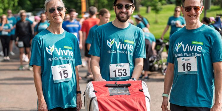 Planen Sie Ihren Sommerspaß und machen Sie Eindruck bei Vivie's Occasions 2026