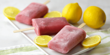 Rezept für Hibiskus-Limonade-Eis am Stiel