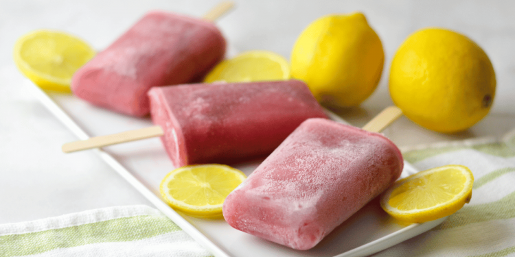 Rezept für Hibiskus-Limonade-Eis am Stiel