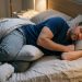 Was ist die beste Schlafposition? Seite, Rücken und Bauch im Vergleich