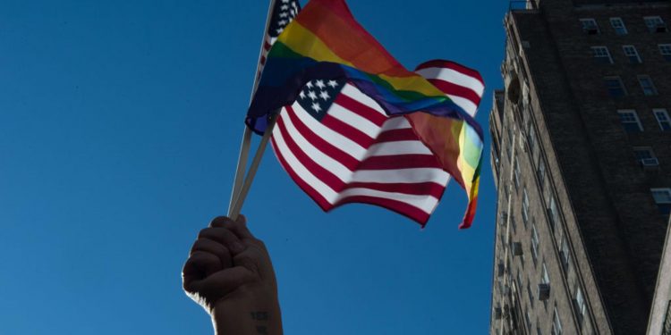 Für LGBTQ+-Menschen verblasst Amerikas Zufluchtsversprechen