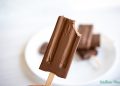 Hausgemachtes Fudgesicles-Rezept (saubere Zutaten)