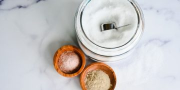 5 einfache und natürliche Detox-Baderezepte